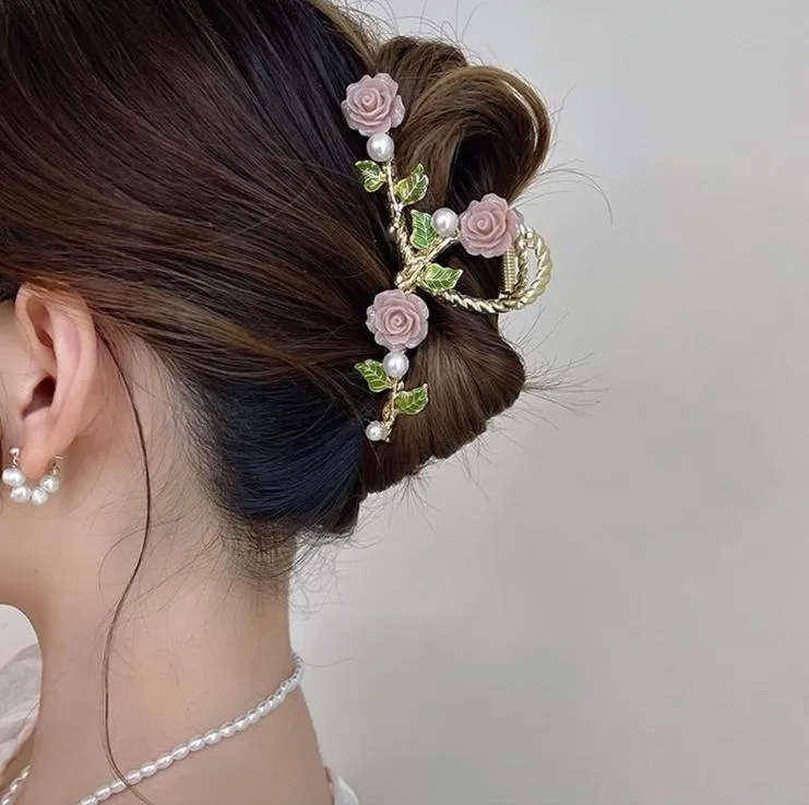 Alessia Floral Hair Clip