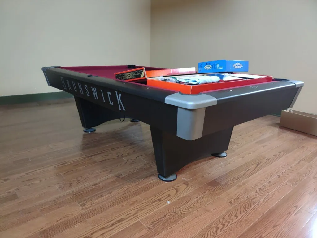 Brunswick Black Wolf Pro Pool Table