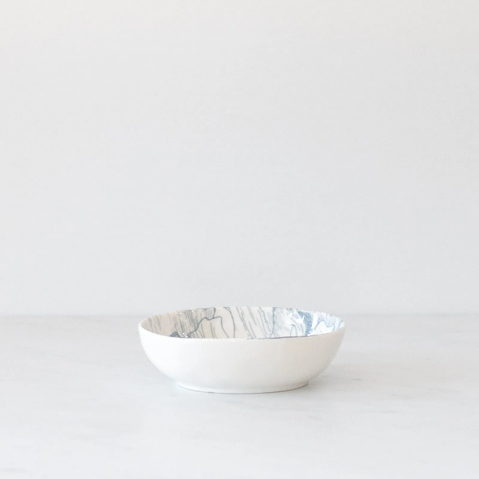 Grey Floral Patterned Soap Dish