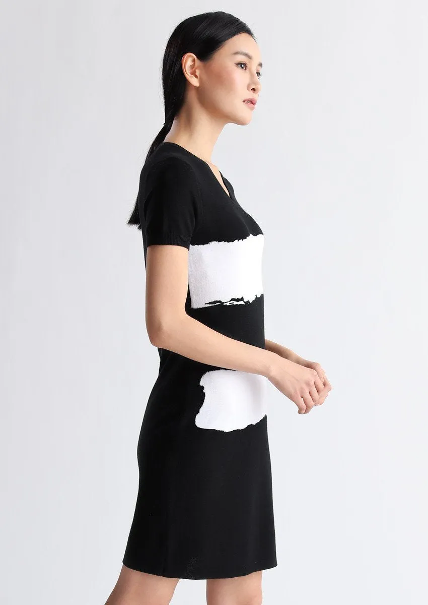 Minimalist style cotton dress